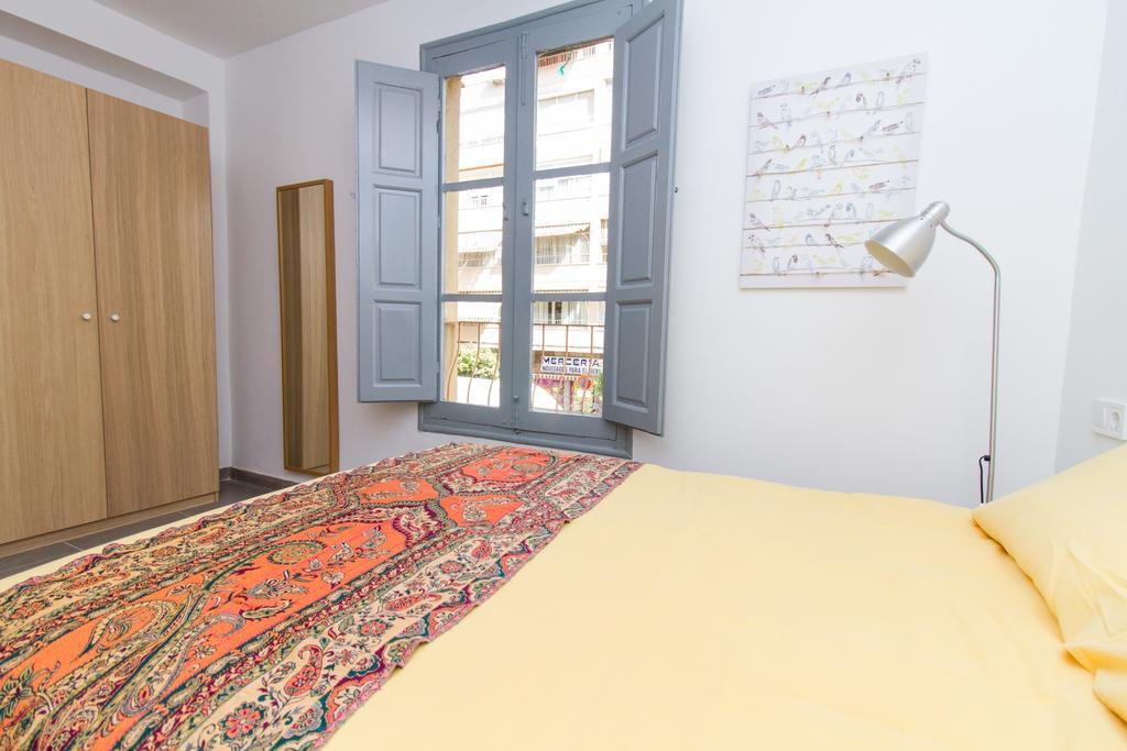 A&N Ale A Apartment Malaga Bagian luar foto